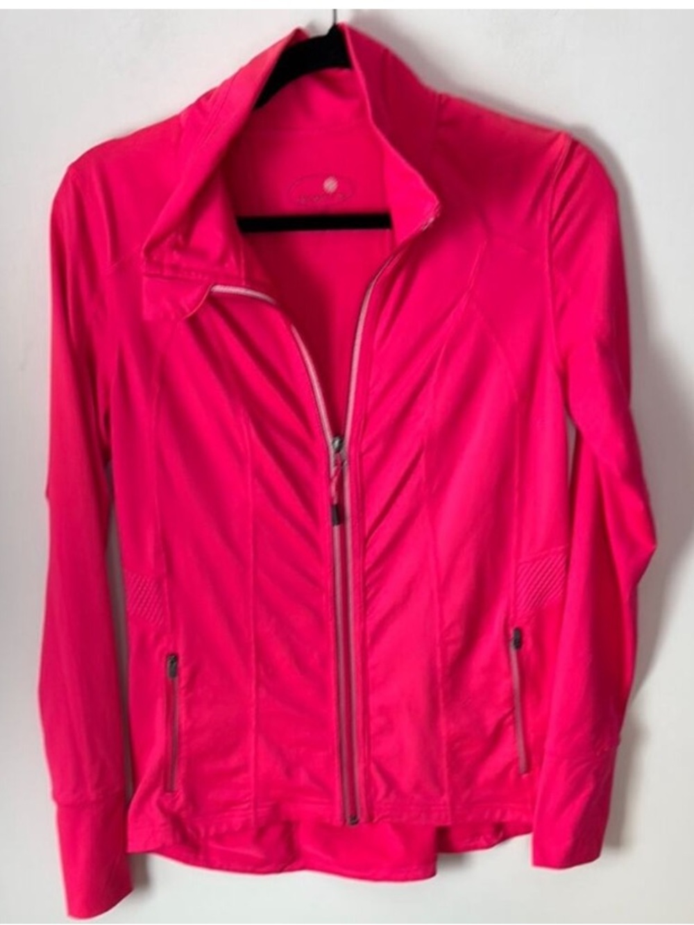Tangerine Women's Performance Zip Jacket - Pink in slightly used condition